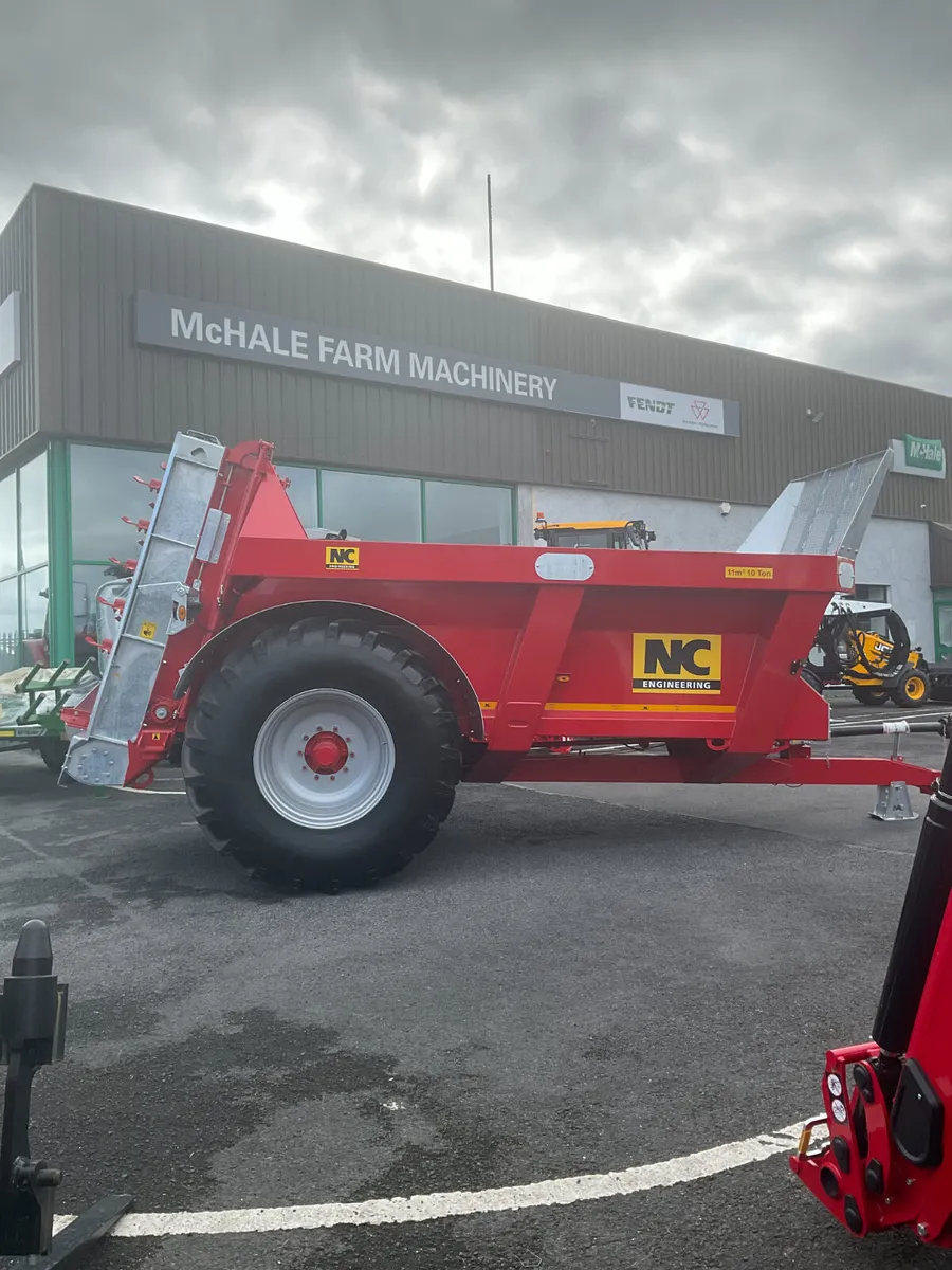 NC MUCK SPREADER - Image 1