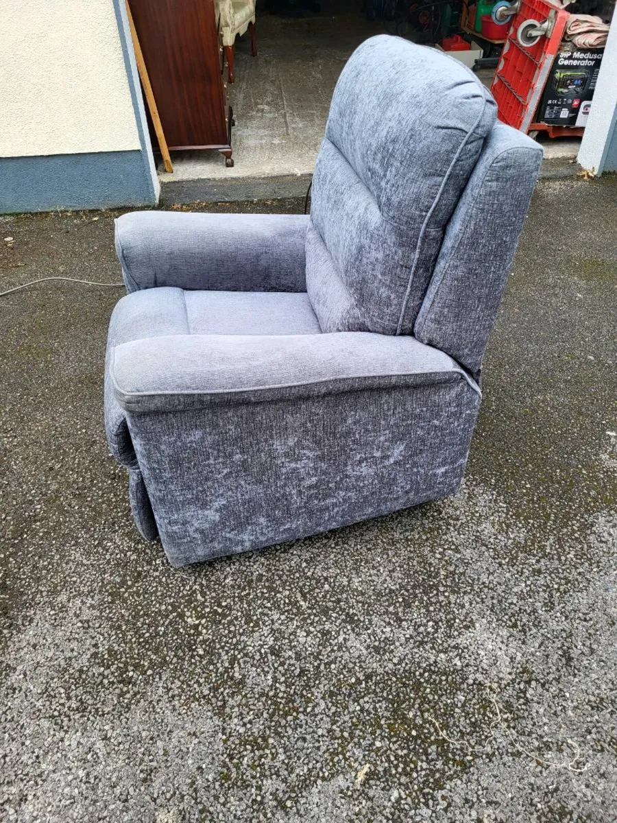 Modern Electric Reclining Armchair - Image 4