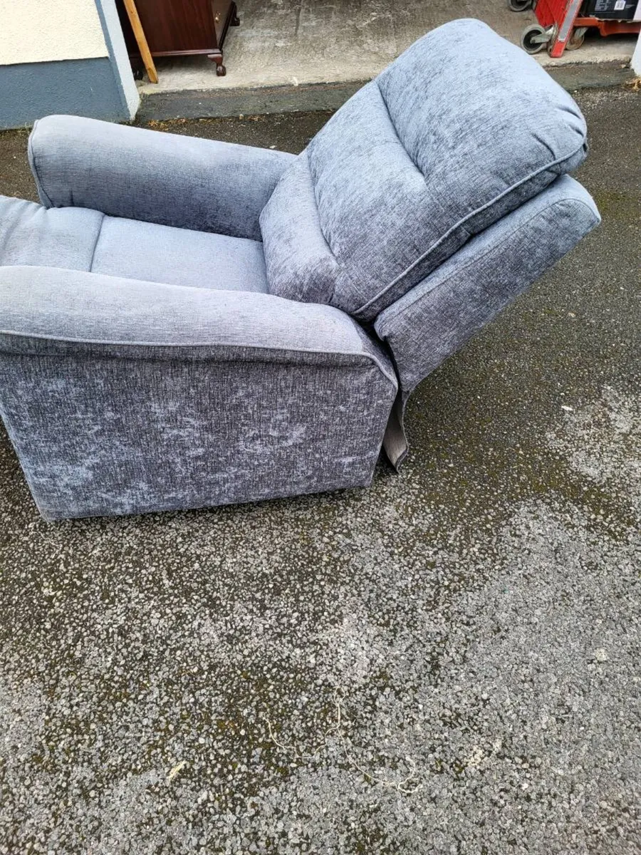 Modern Electric Reclining Armchair - Image 2