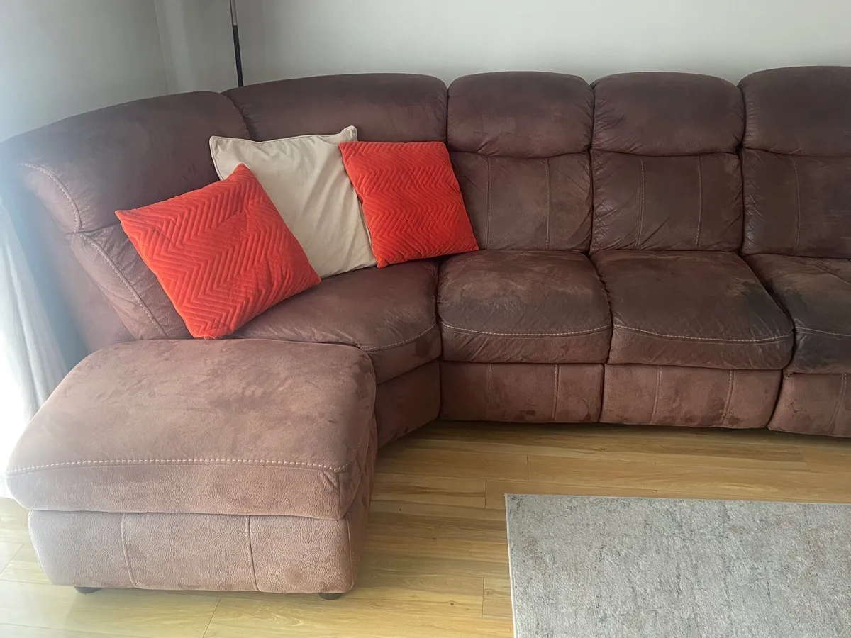 Corner couch - Image 3