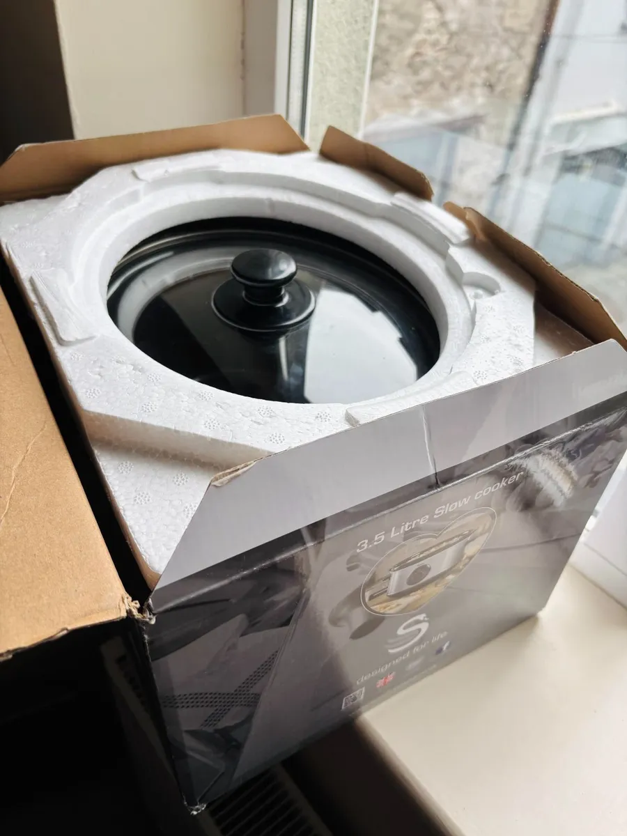 3.5L Slow Cooker, Swan - Image 2