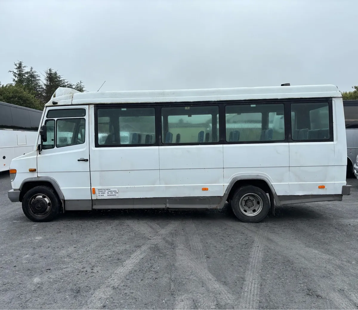 Mercedes Vario 814D - Image 2