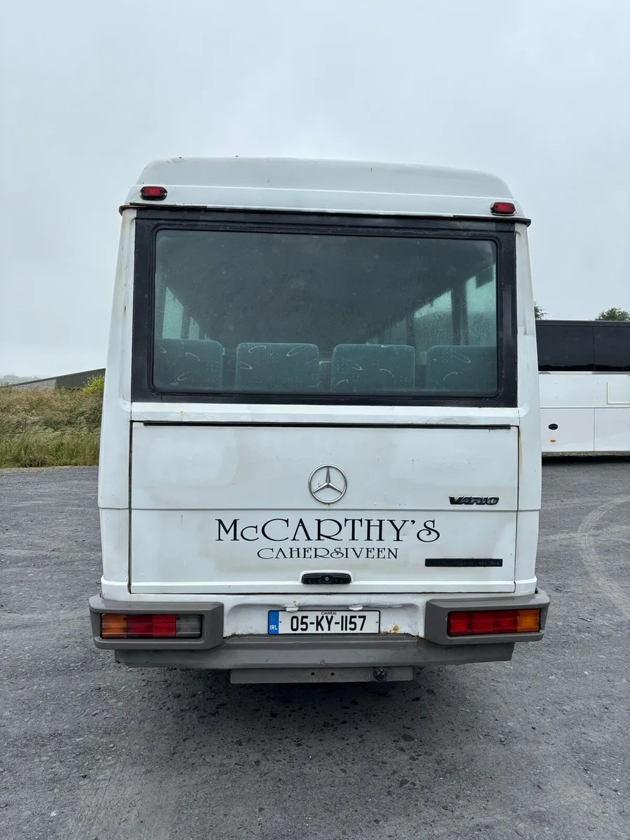 Mercedes Vario 814D - Image 4
