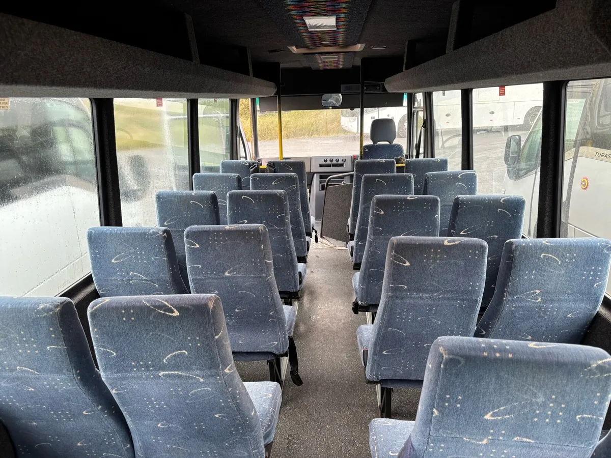 Mercedes bus seats for sale - Image 2
