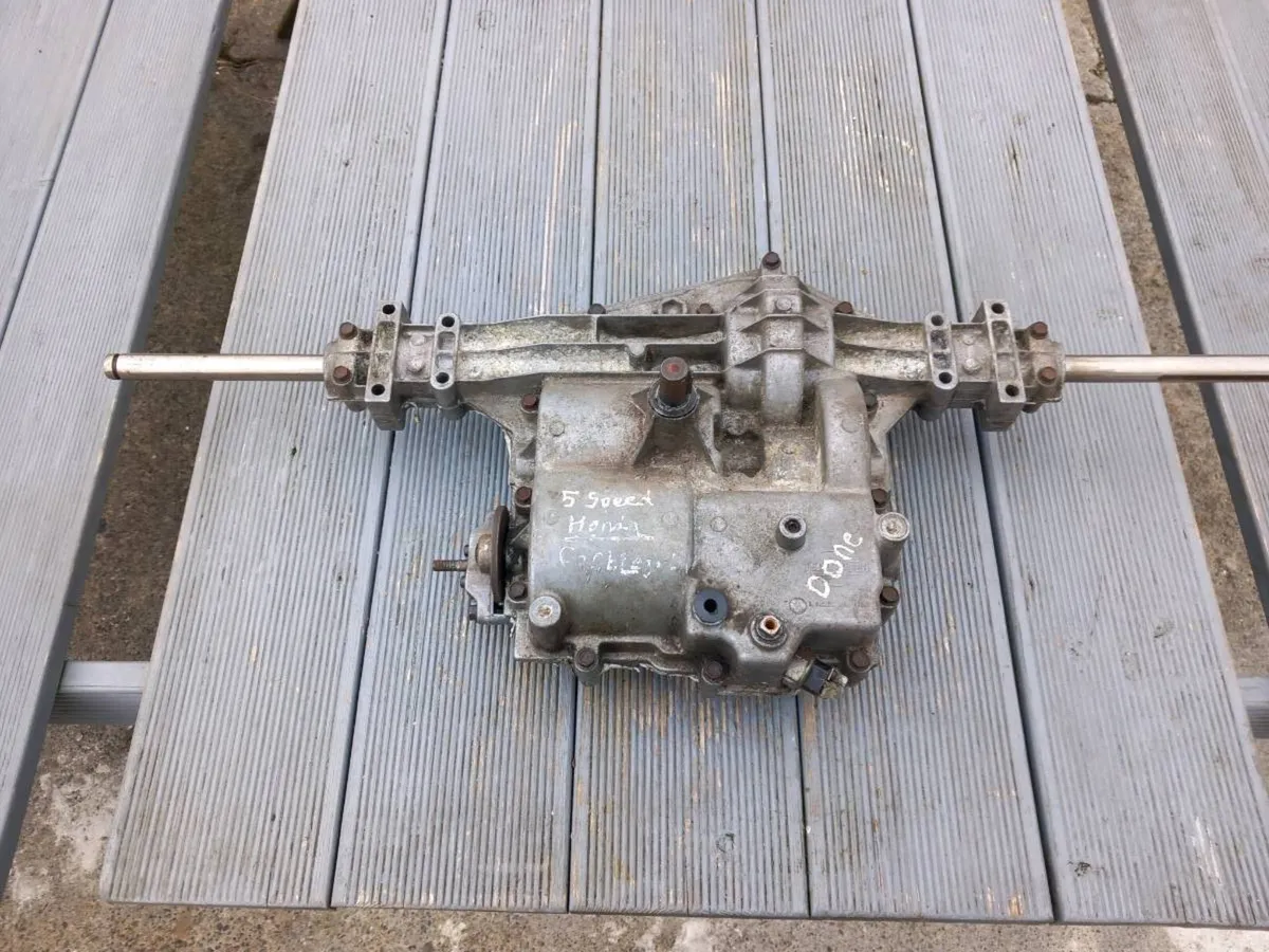 Honda/Castlegarden manual gearbox for sale - Image 1