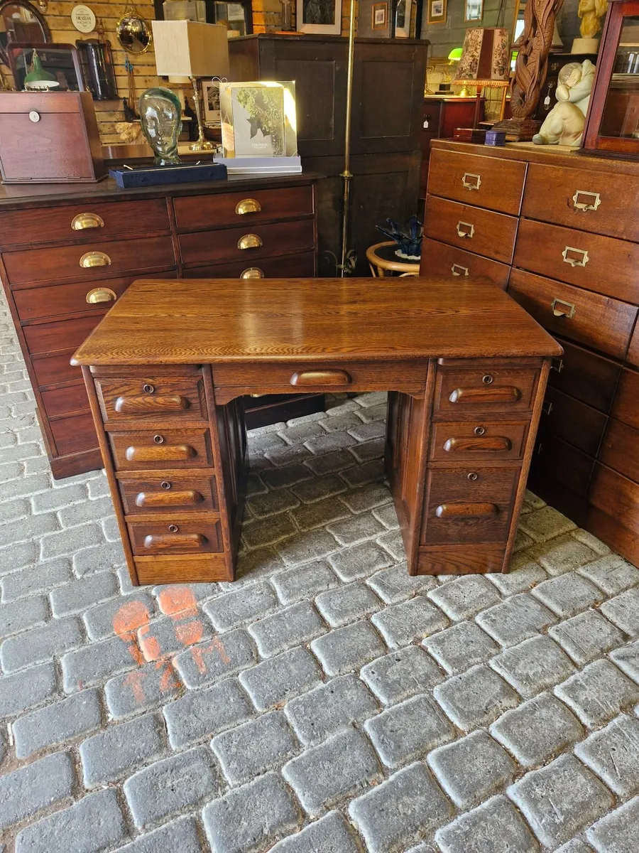 Desk - Image 1