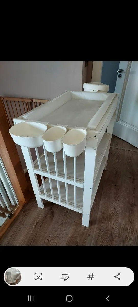 Baby changing table - Image 4