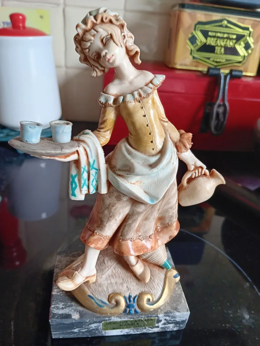 Clear out - Image 2