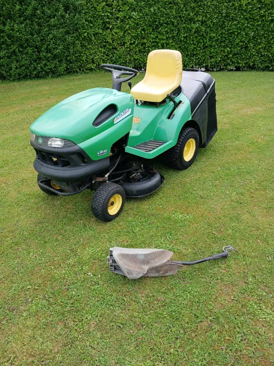Hydrostatic Replacement deck Briggs engine - Image 1