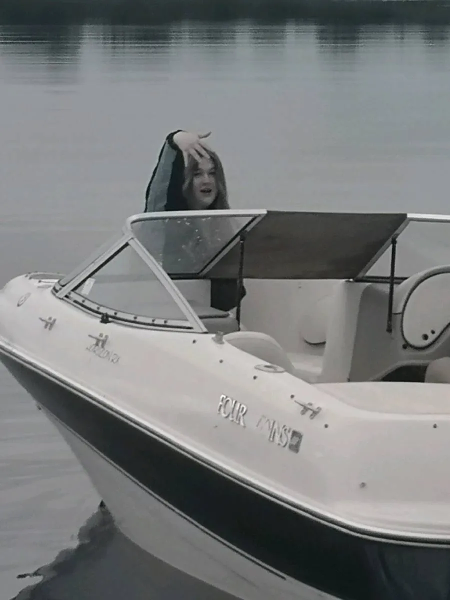 Speed boat / wake board boat £6000 - Image 2