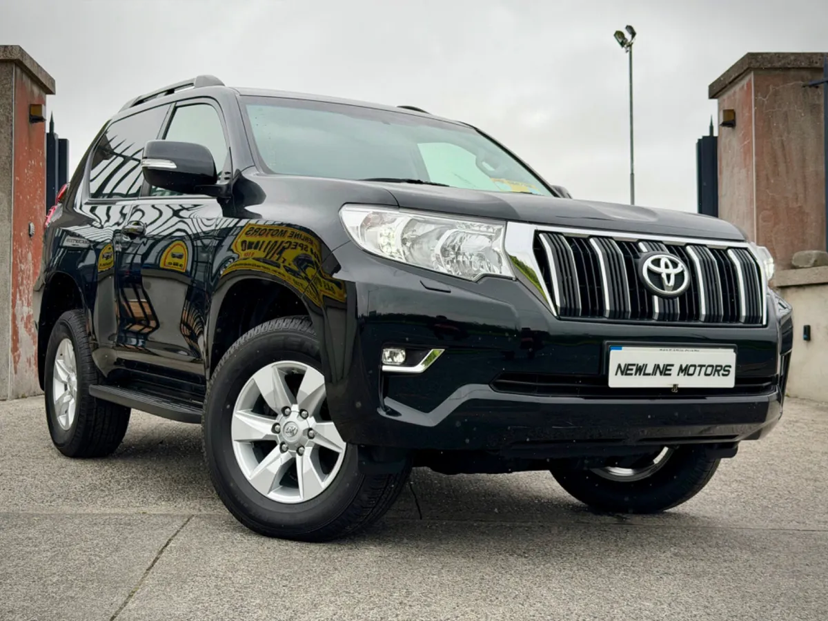2023 Toyota Land Cruiser SWB!! 38KMS!! VIDEO!! - Image 3