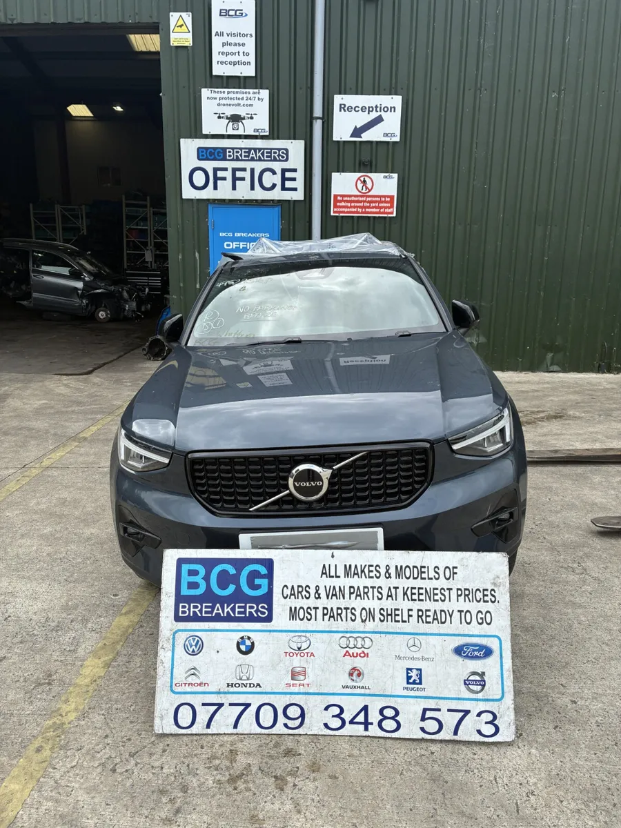 2026 volvo xc40 parts breaking - Image 1