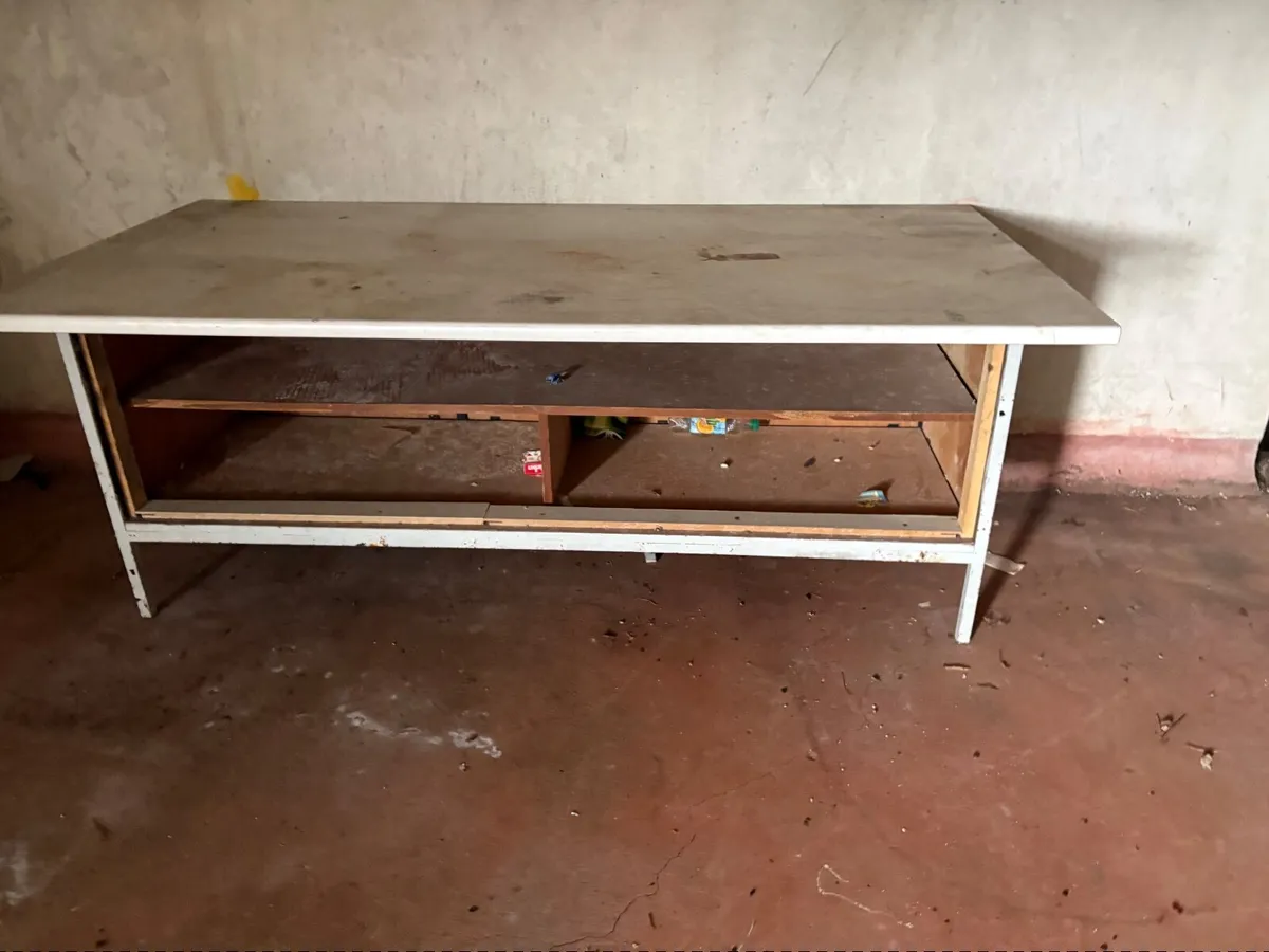 Work Desks / Benches - Image 1