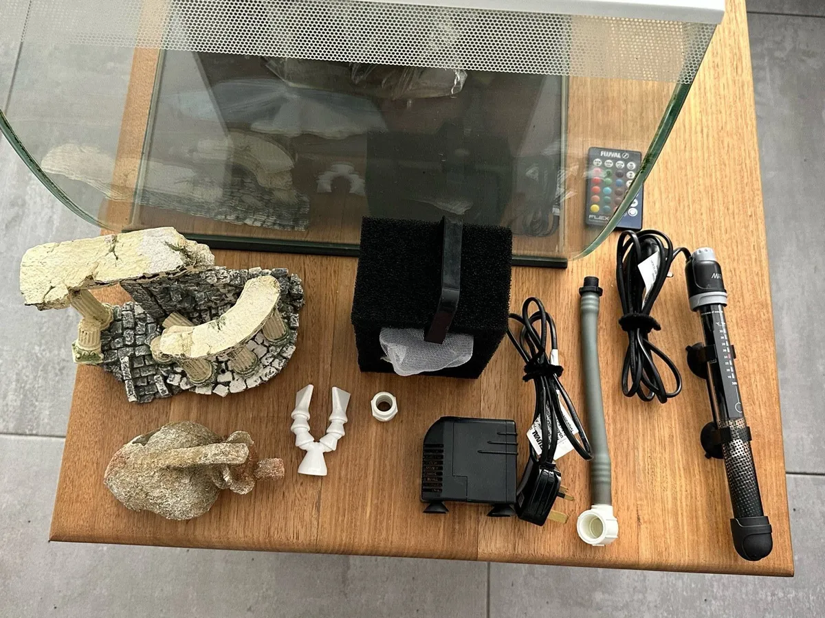 Fluval Flex 57 Litre Fish Tank - Image 2