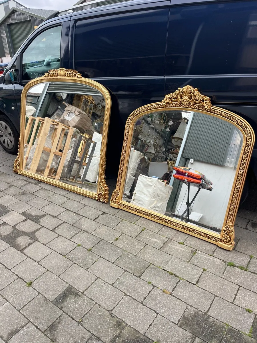 Terence Clifford Antiques. Sale - Image 2