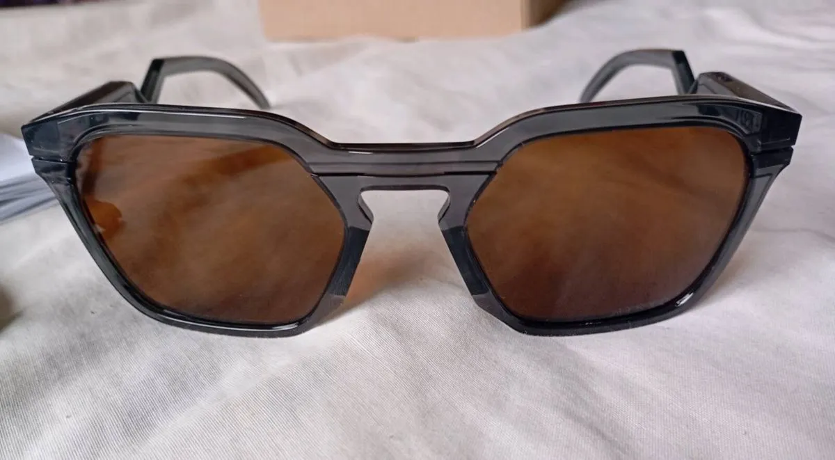 Oakley Sunglasses new - Image 4
