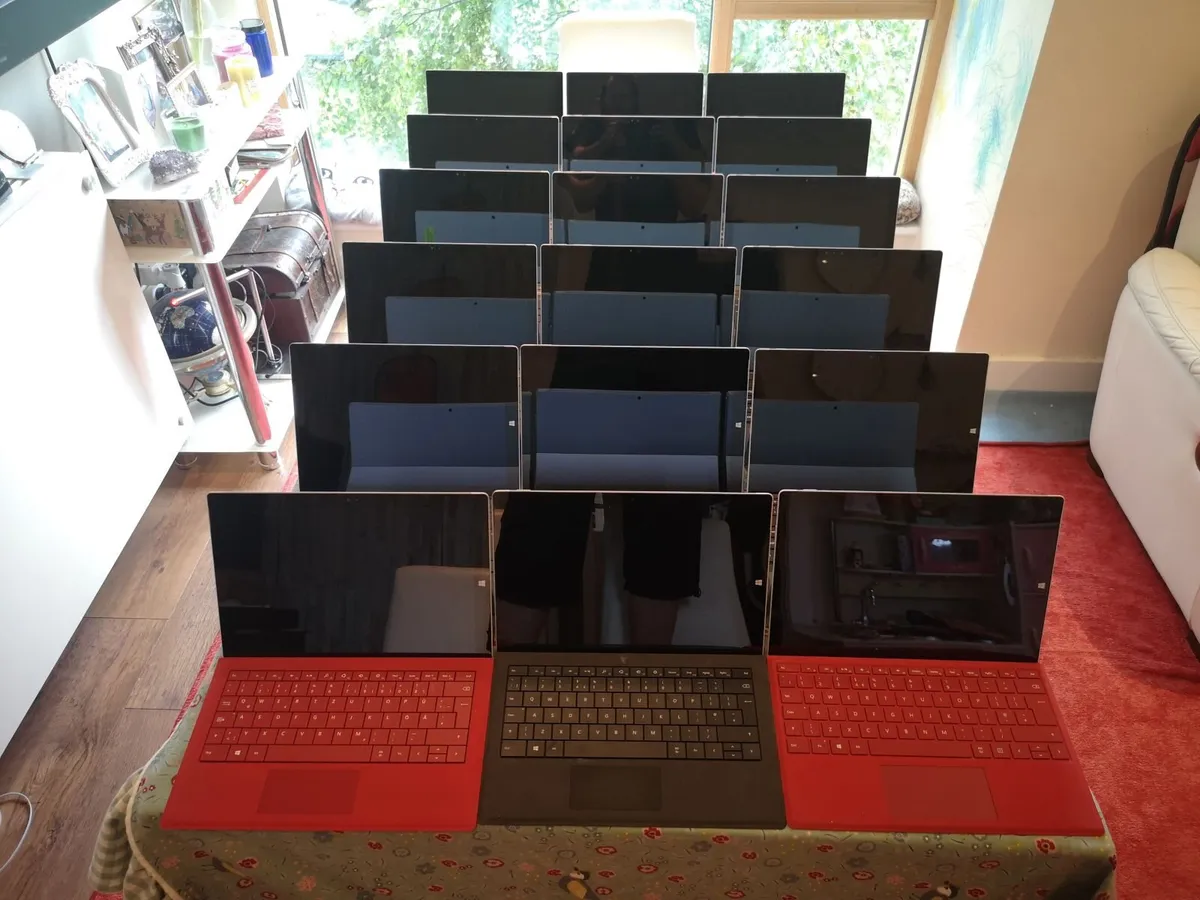 Selection Microsoft Microsoft Surfaces Pro Tablets - Image 2