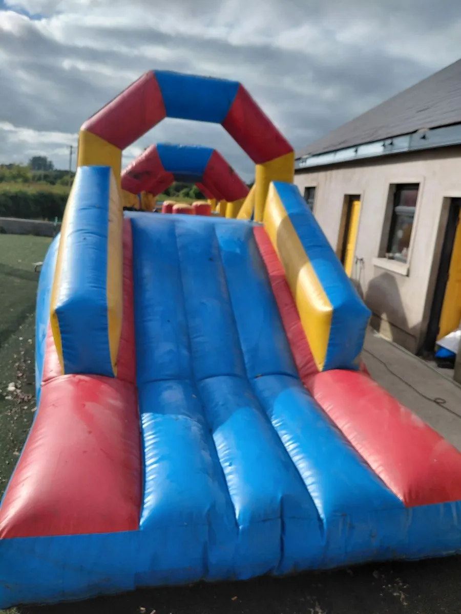 Bouncy castle obstacle course - Image 4