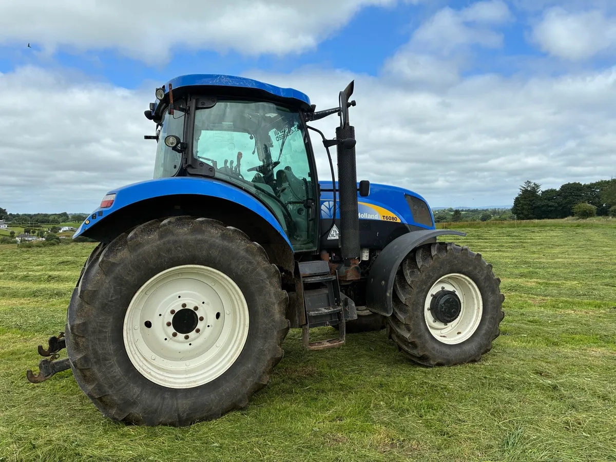 tractor - Image 2