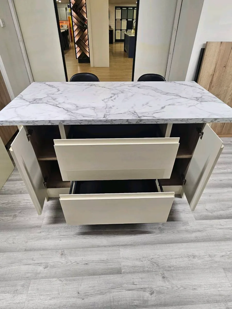 Brand new Kitchen islands - Image 2