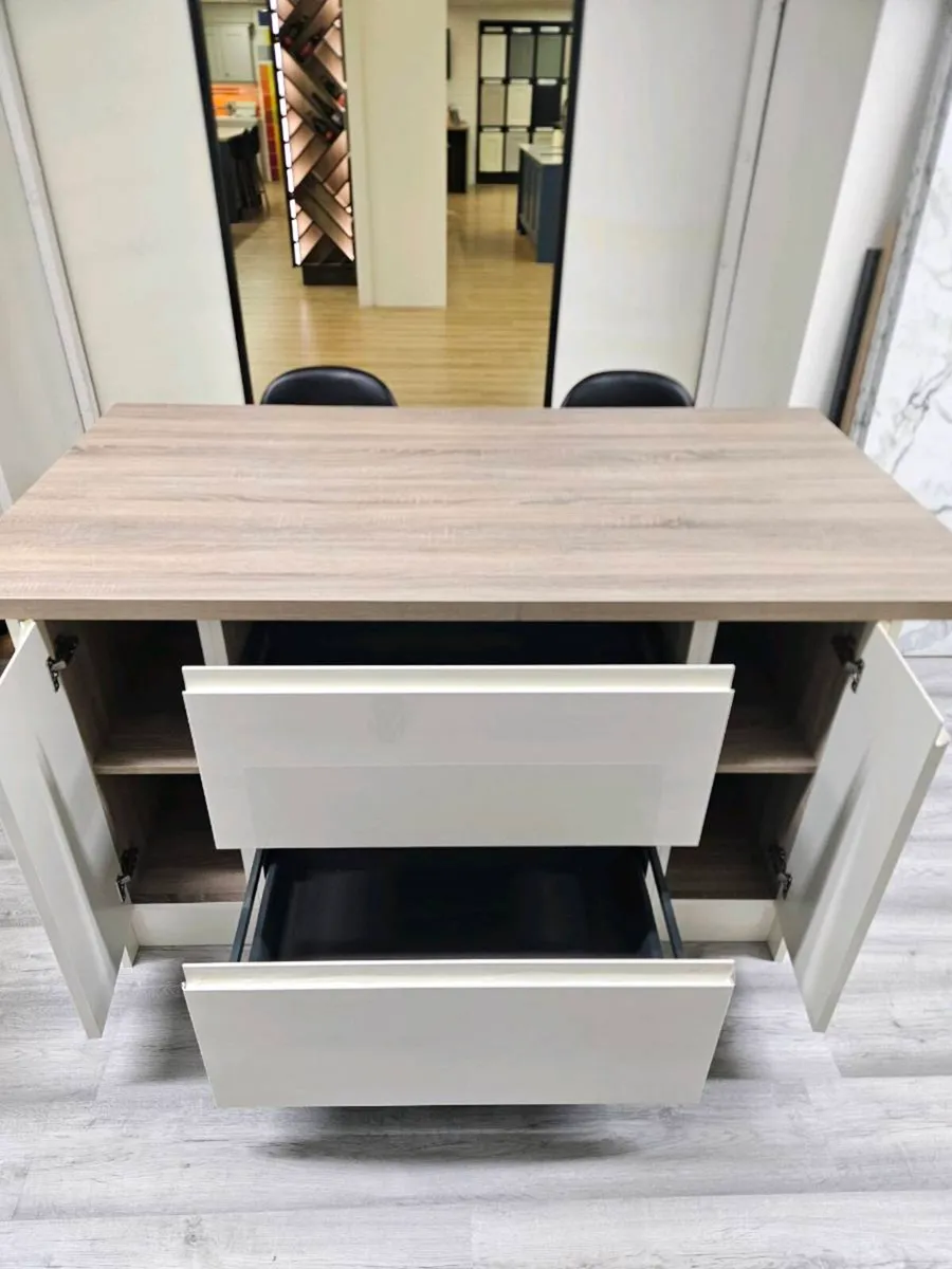 Brand new Kitchen islands - Image 2