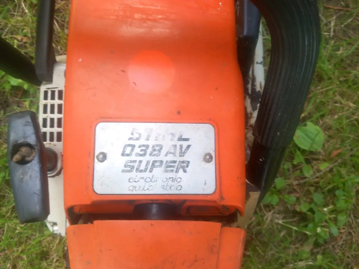 Stihl chainsaw - Image 1