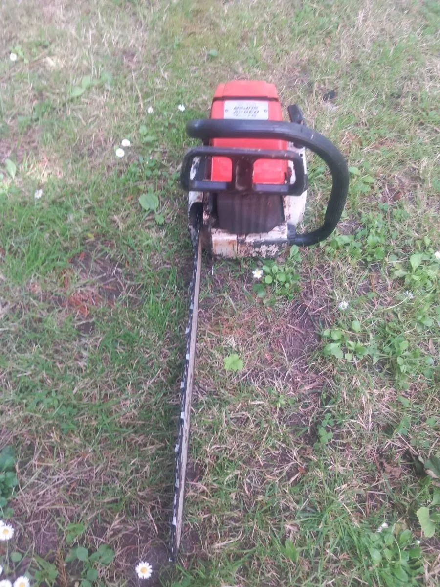 Stihl chainsaw - Image 2