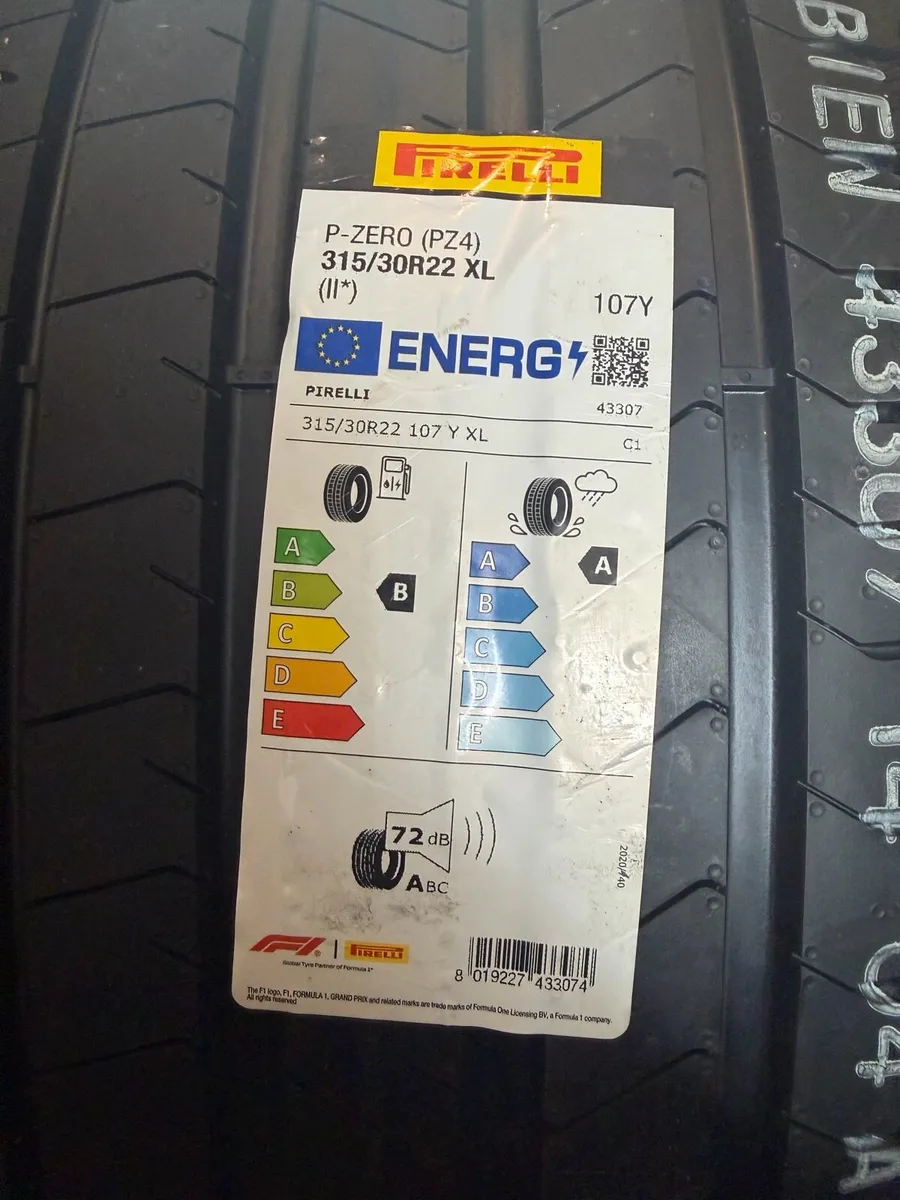Pirelli tyress 275/35/22 315/30/22 - Image 2