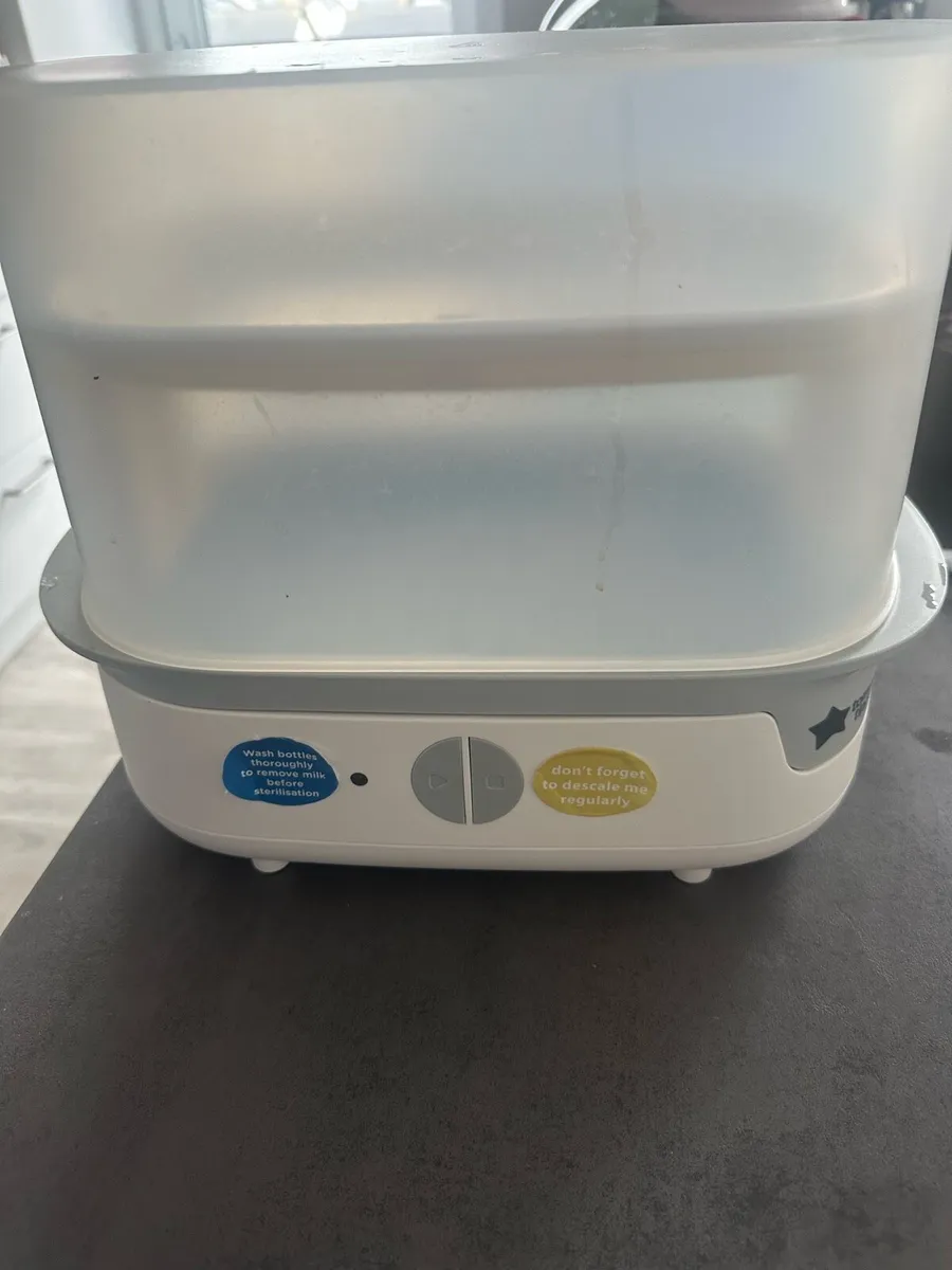 Babycarseat and bottle steriliser and play pen - Image 3