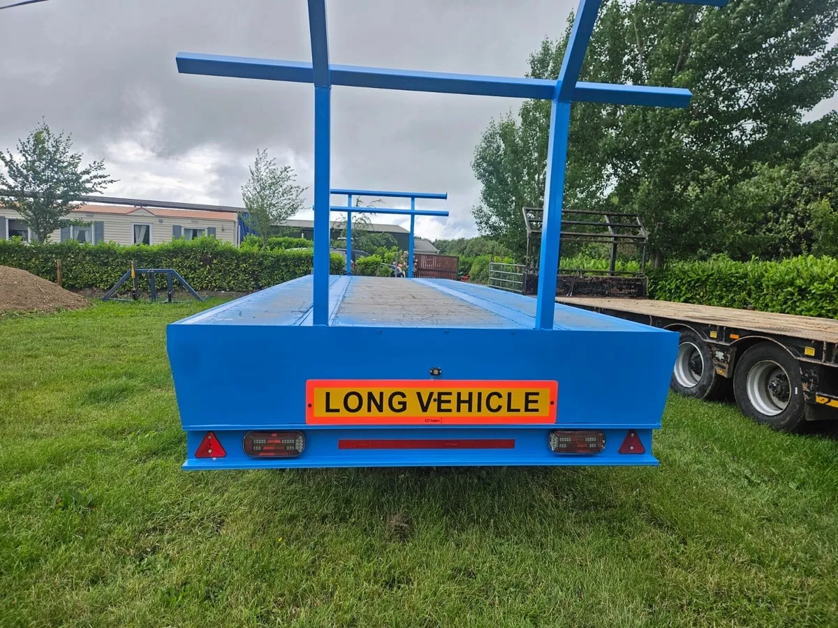 Bale trailer - Image 2