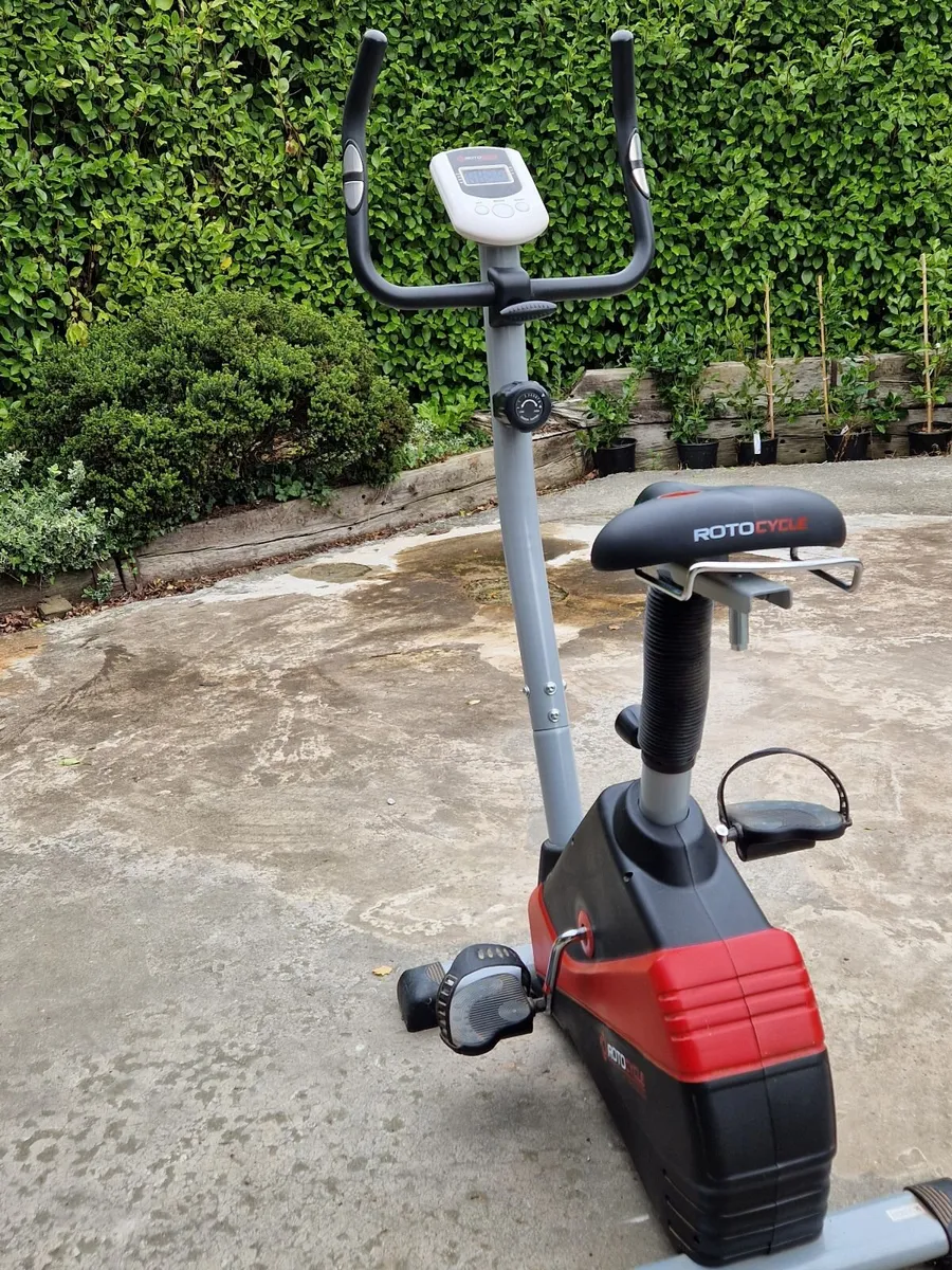 EXERCISE BIKE - Image 2