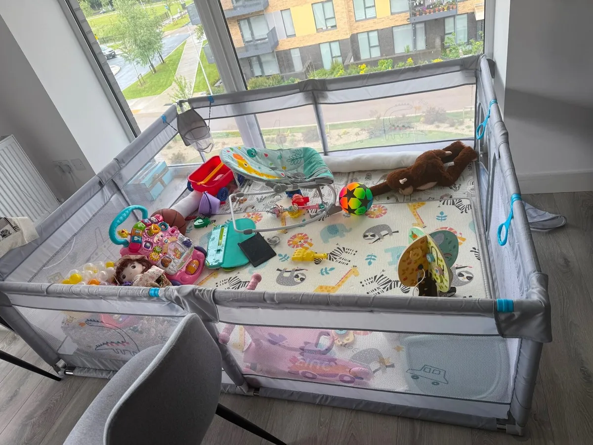 bottle steriliser and play pen and cot - Image 4