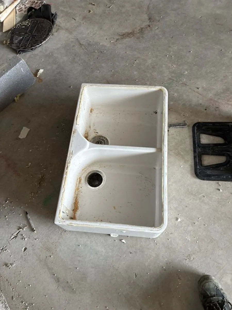 kitchen sink - Image 2