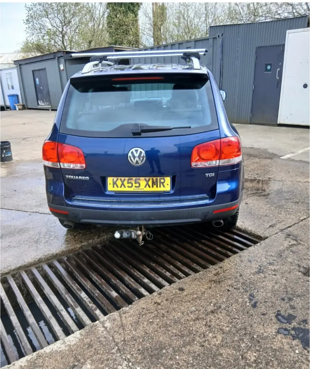Volkswagen Touareg  SE SPORT 2.5 TDI AUTO 2005 - Image 3