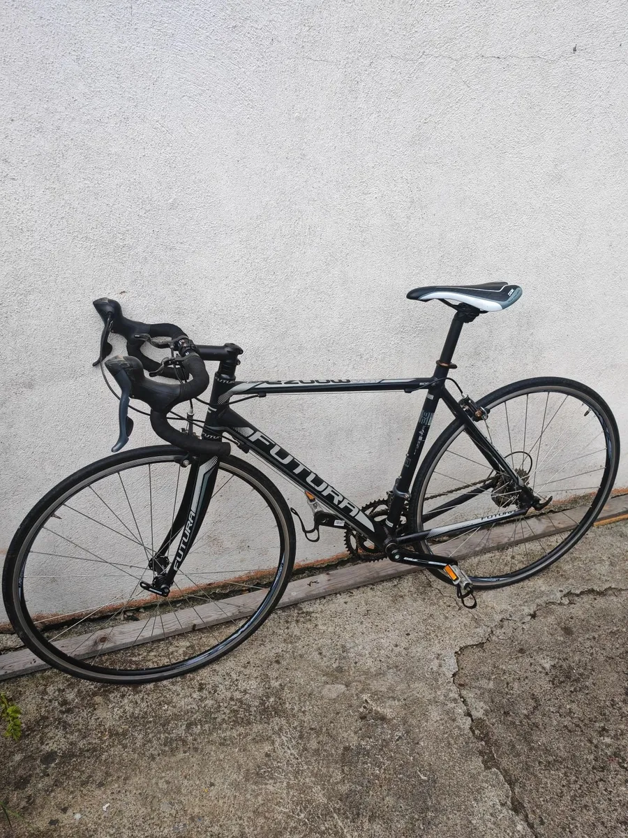 Road Bike - Image 3