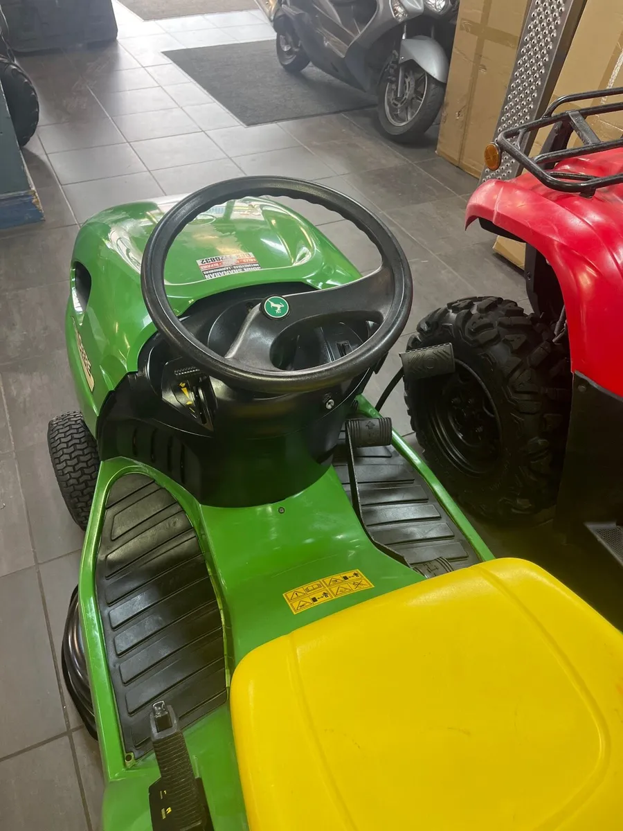 Lawnmowers - Image 4