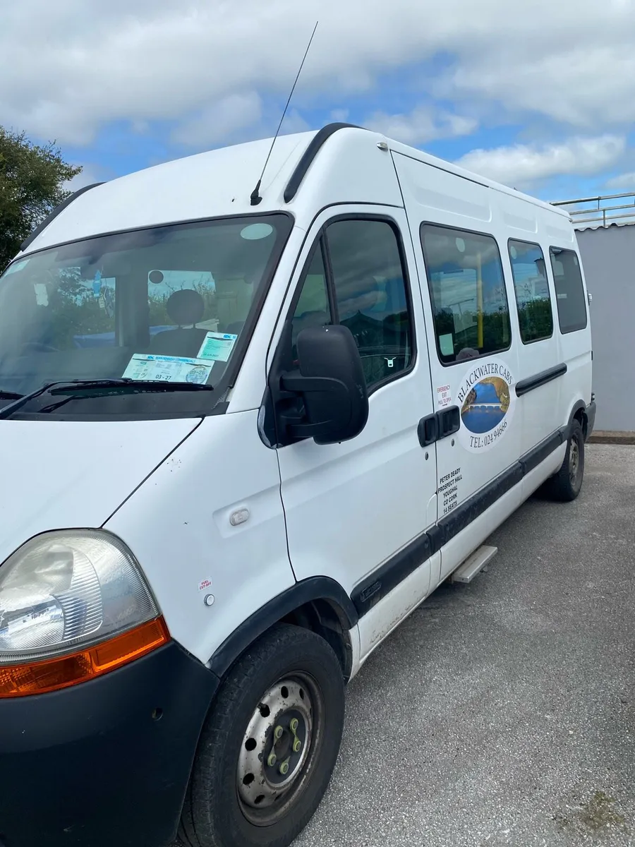 Renault master 14 seater - Image 3