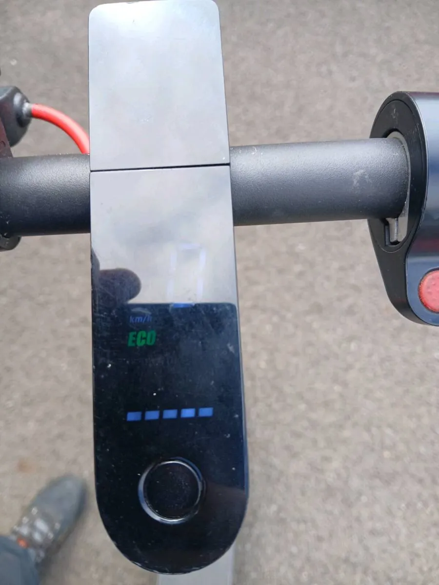 Electric scooter - Image 2
