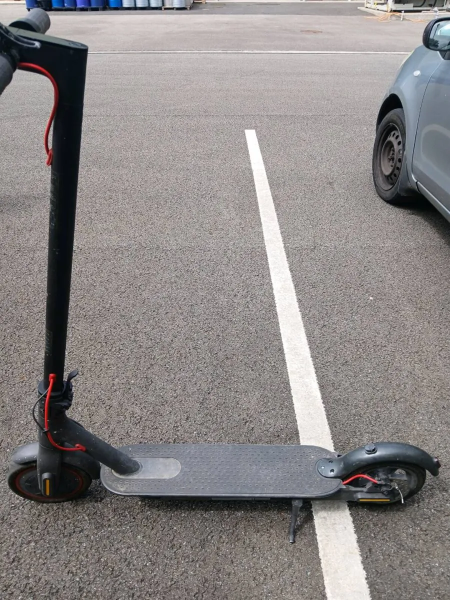 Electric scooter - Image 1