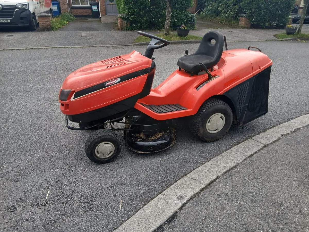 Ride on lawnmower - Image 2