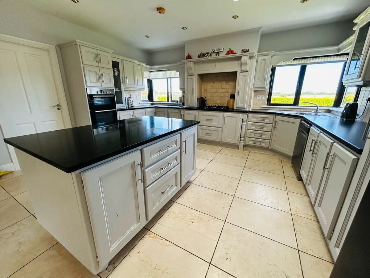 Kitchen & Utility & Appliances For Sale - Image 3