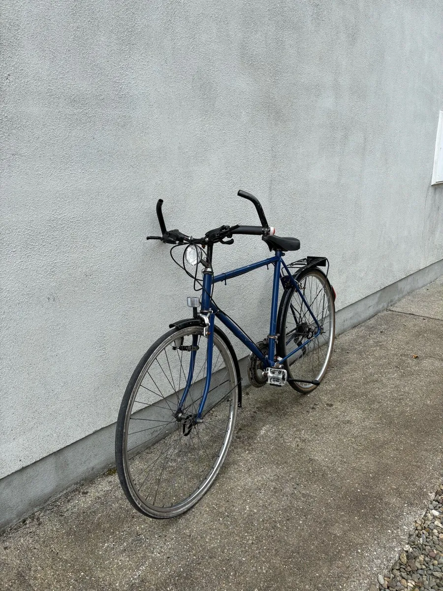 Vintage Touring/City Bike – Navy Blue - Image 2