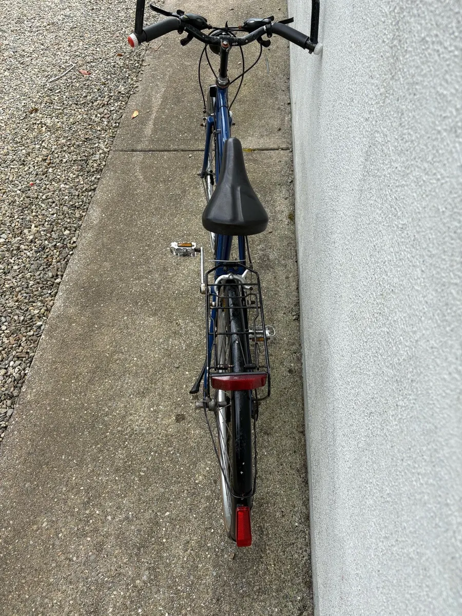 Vintage Touring/City Bike – Navy Blue - Image 4