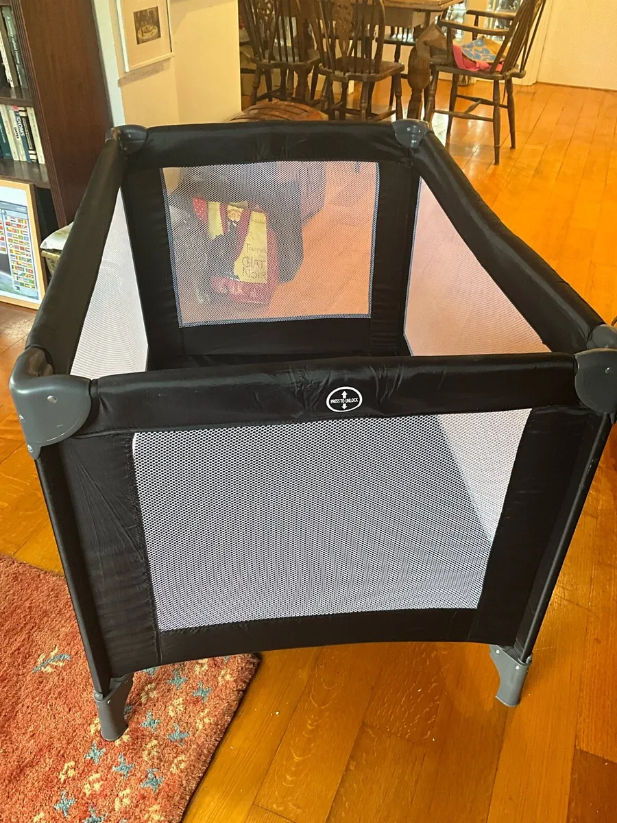 Travel Cot - Image 3