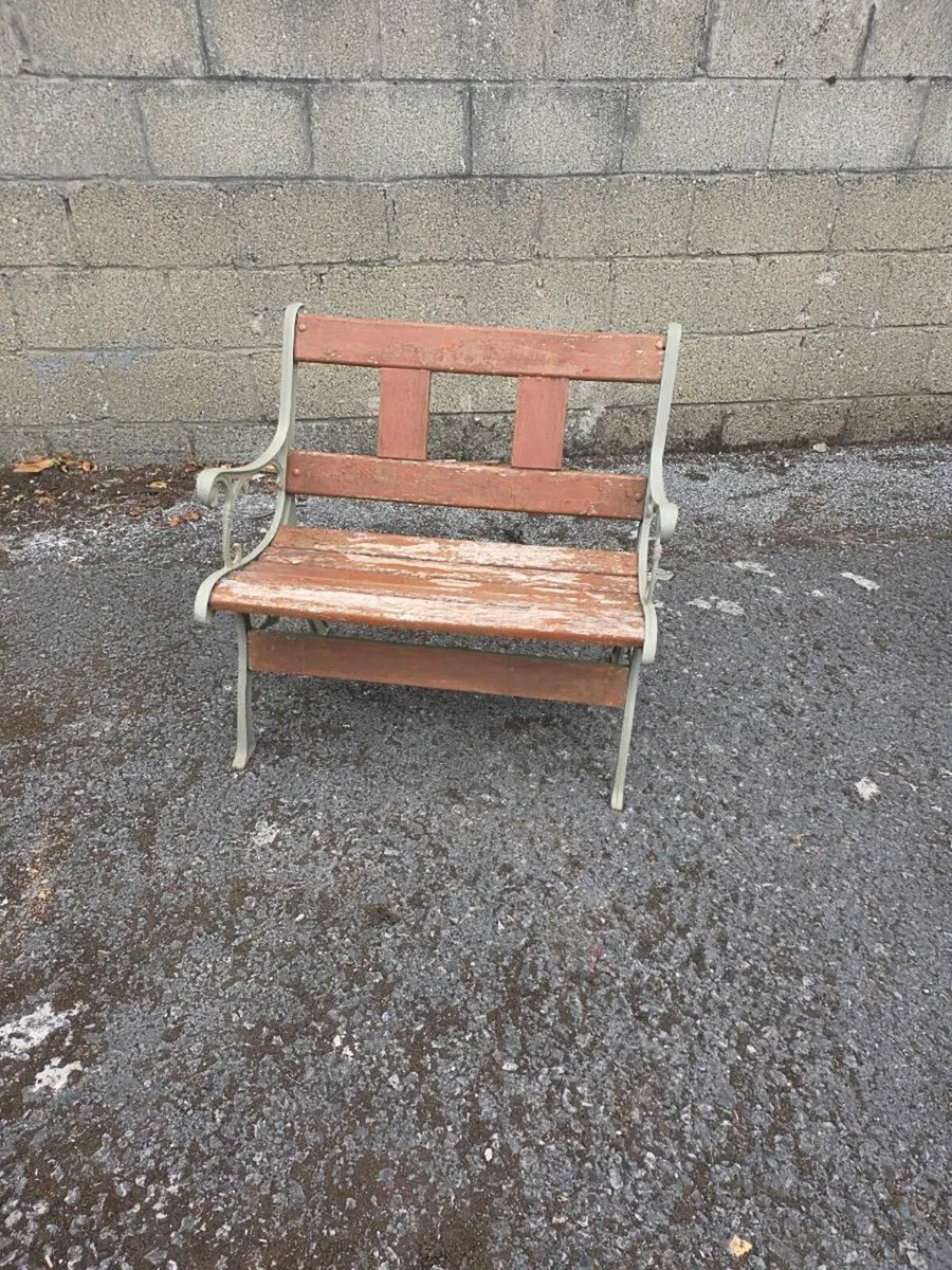 Garden bench - Image 1