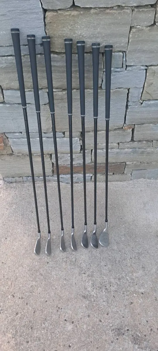 Cobra Aerojet Iron Set - Image 1