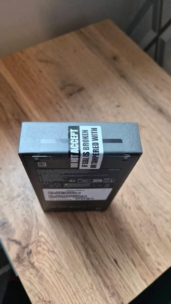 Samsung S26 Brand new sealed - Image 4