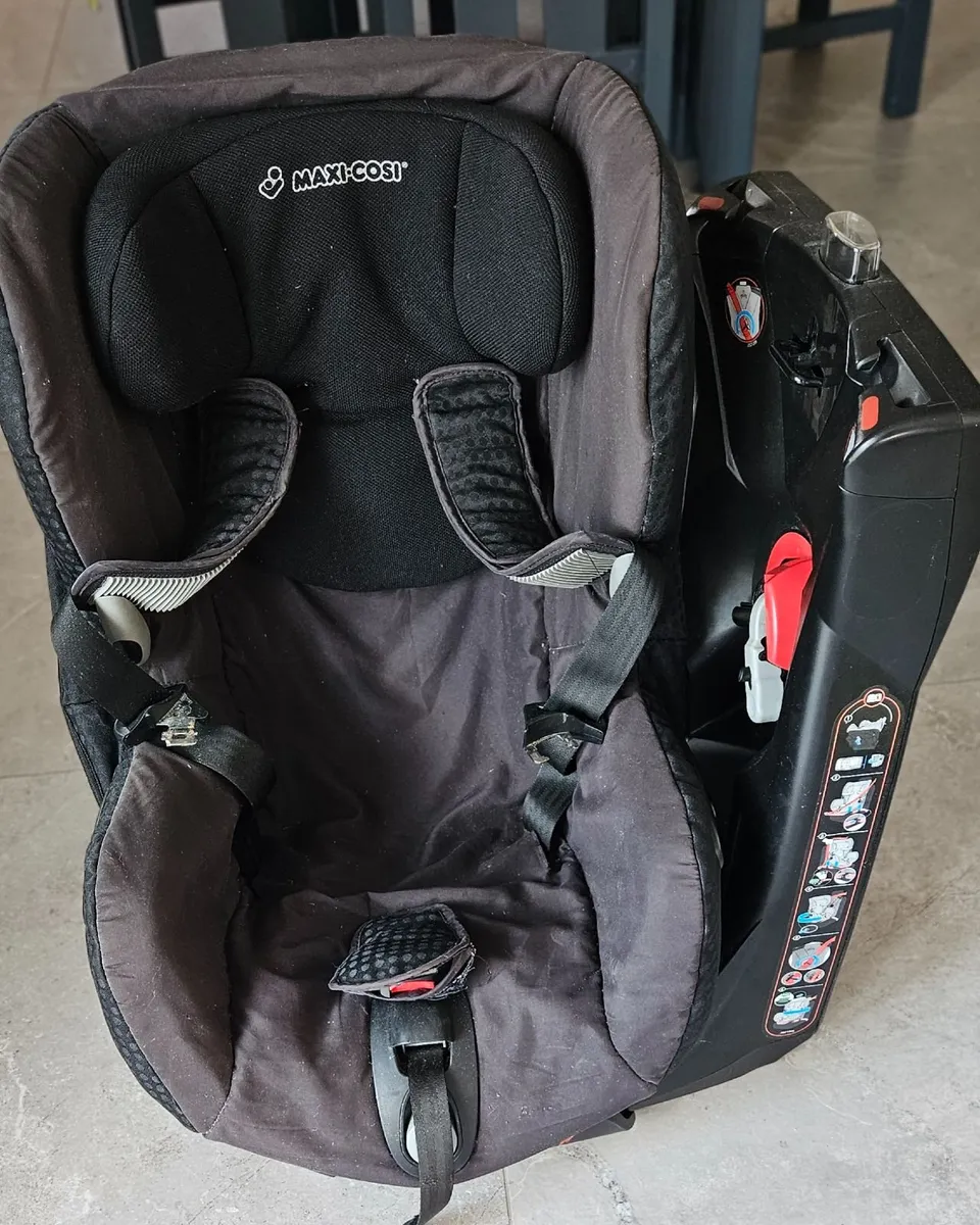 Maxi Cosi Car Seat - Image 2