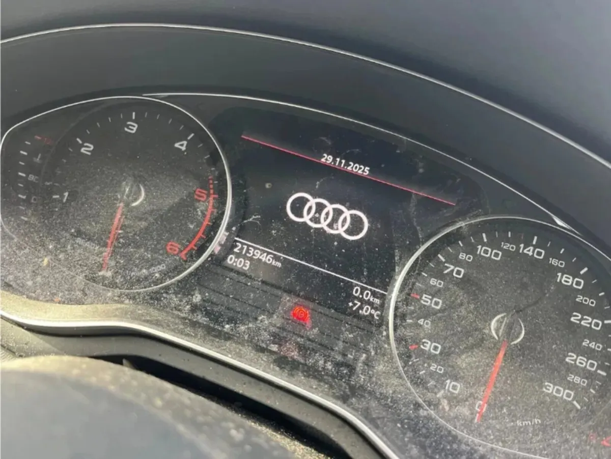 2020 Audi A4 2.0 Diesel driving - Image 3