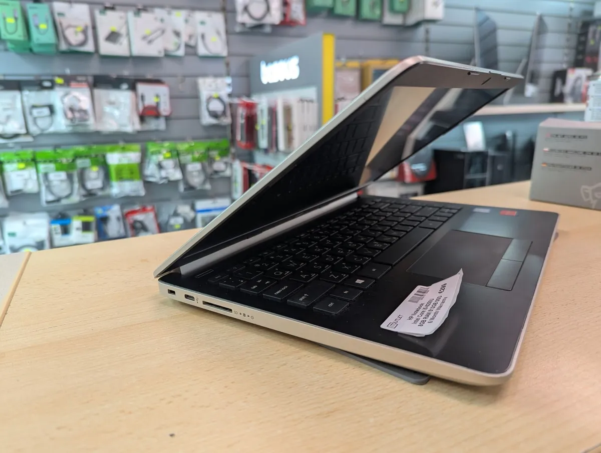 HP Notebook - Image 3